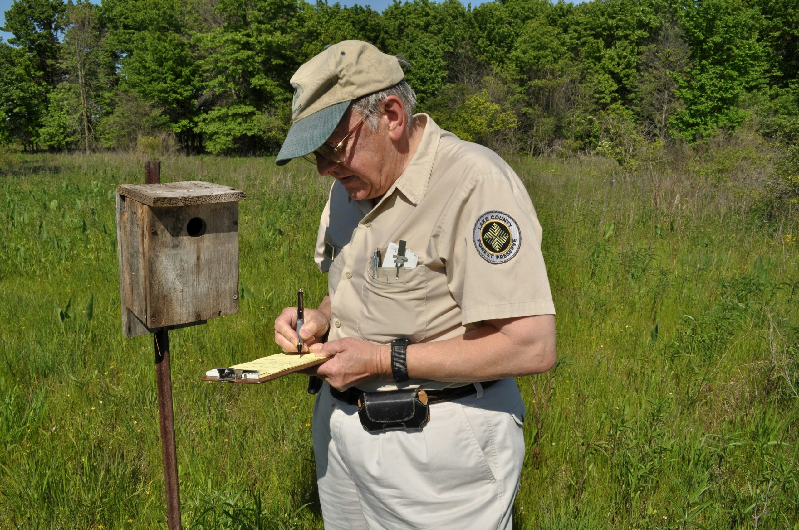 Spotlight on Volunteerism: Seniors Making a Difference 